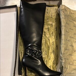 Charles By Charles David Black Heeled Boots